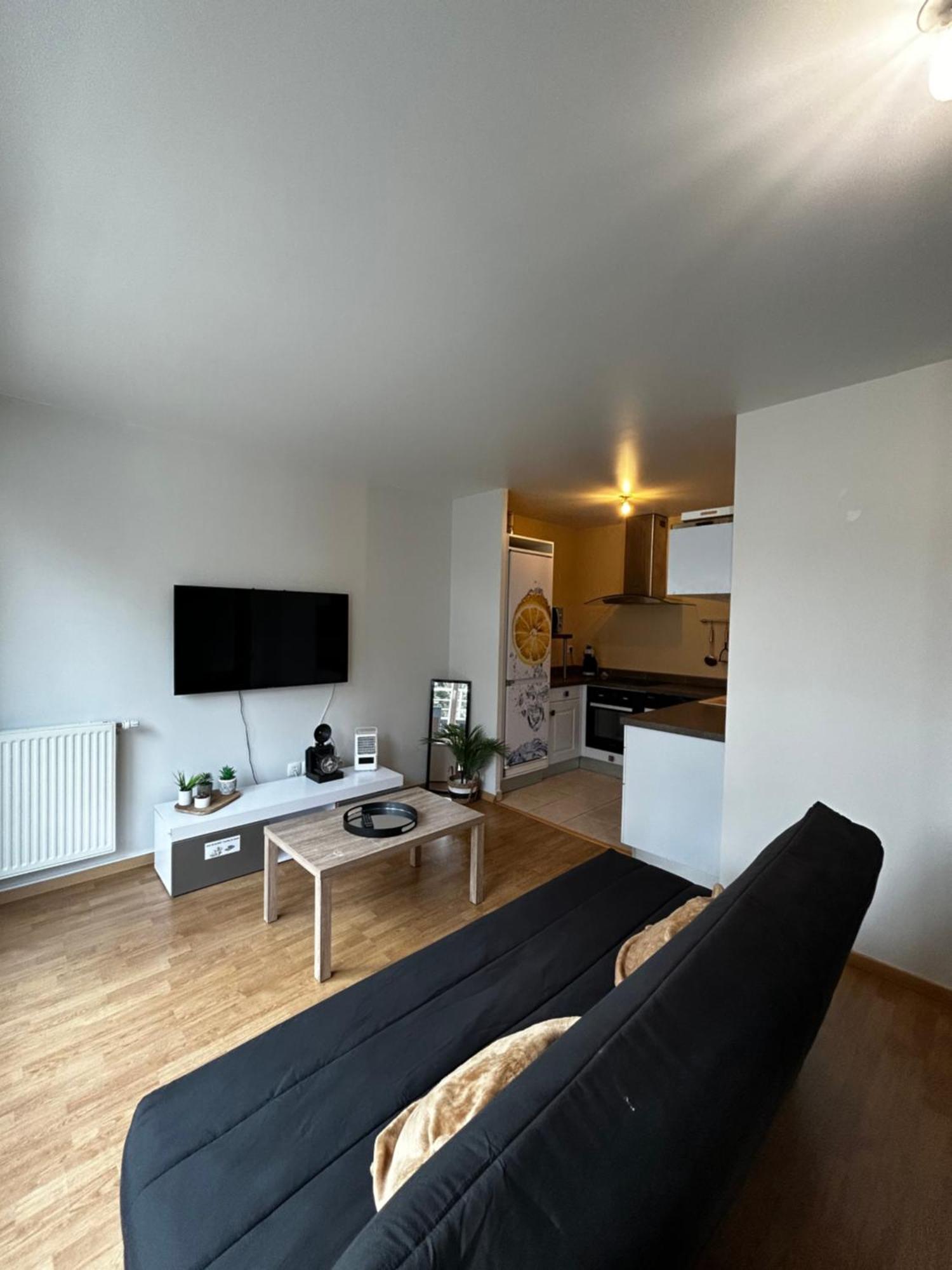 Duplex Lumineux Tout Equipe/Rer D/Balcon/Parking Corbeil-Essonnes Esterno foto
